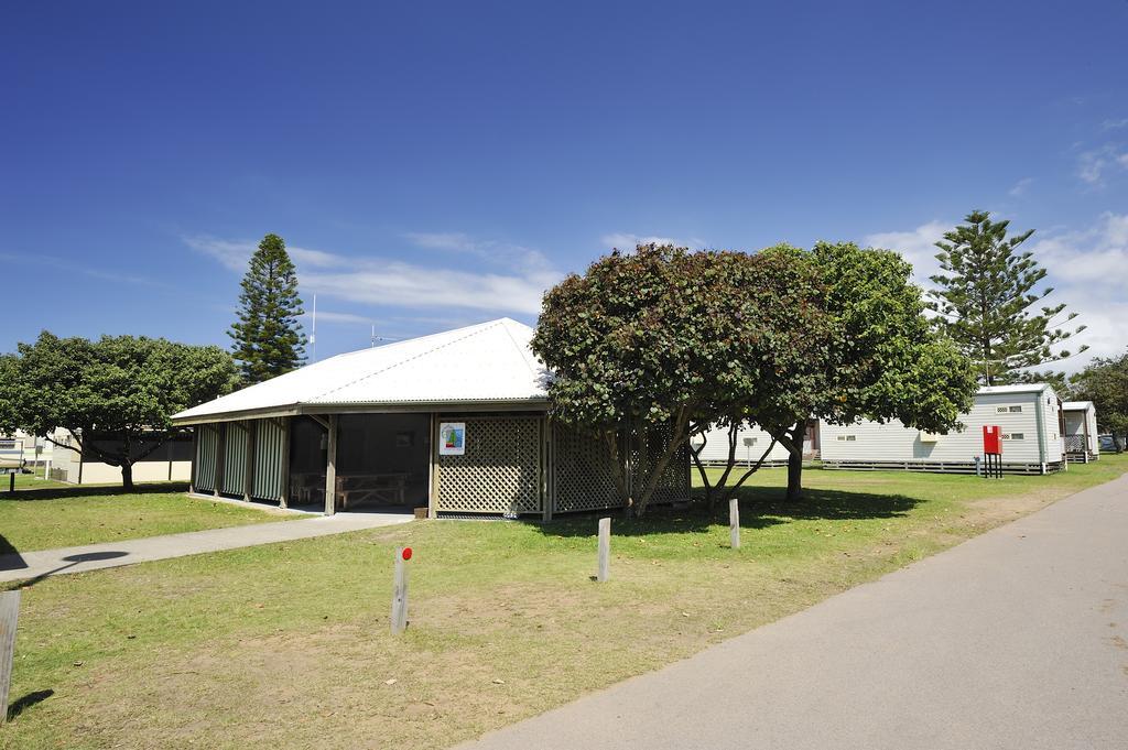 Hotel Nrma Stockton Beach Holiday Park Exteriér fotografie